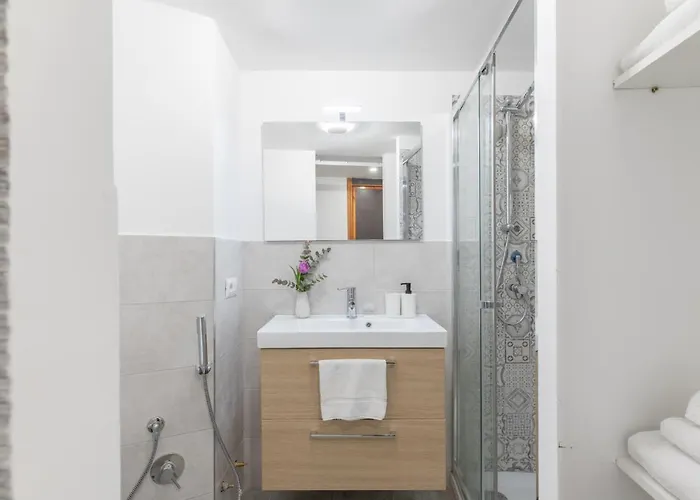 Iflat Small Studio In The Heart Of Trastevere * Rome